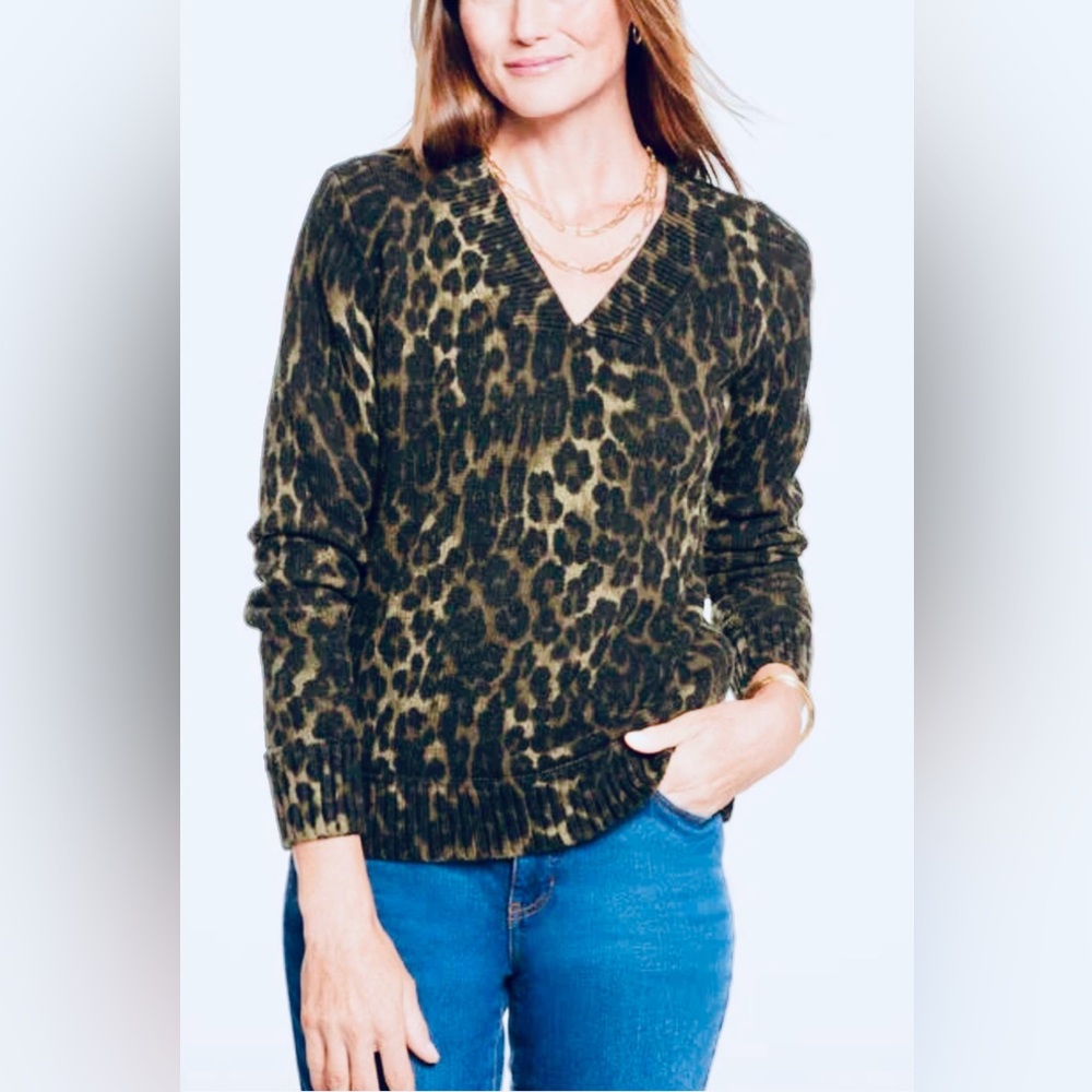 Talbots V Neck Sweater.  Leopard Print.  New.  Medium